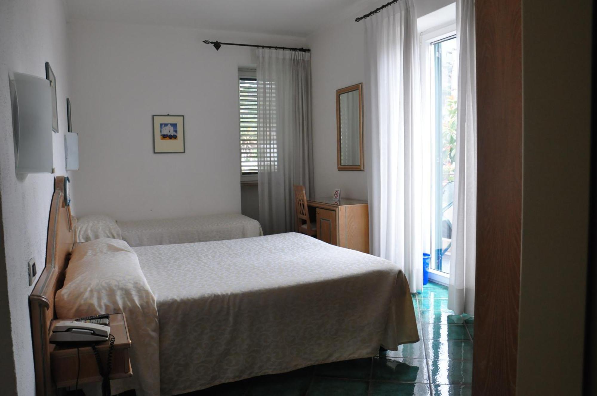Hotel La Marticana Ischia Eksteriør billede
