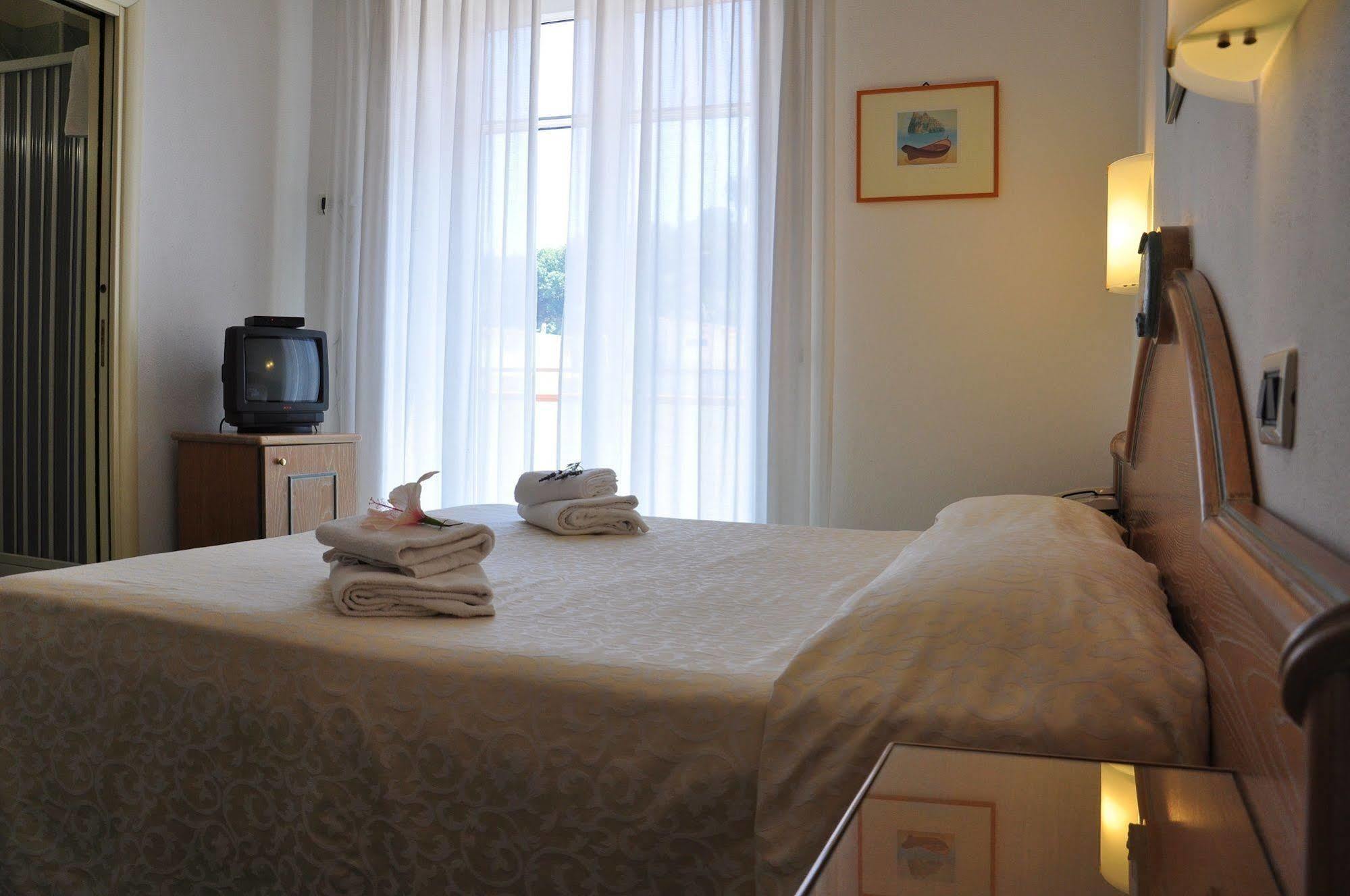 Hotel La Marticana Ischia Eksteriør billede